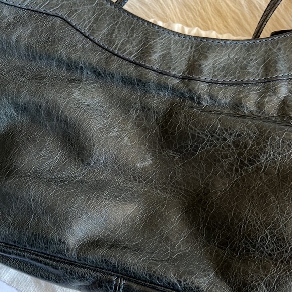 Balenciaga Crossbody Bag in Agneau - Picture 5 of 6